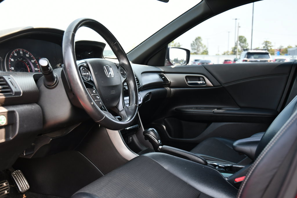 Used 2016 Honda Accord Sport image 15