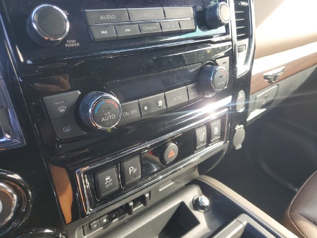 Used 2023 Nissan Titan Platinum Reserve w/ Moonroof Package AWD/4WD image 20