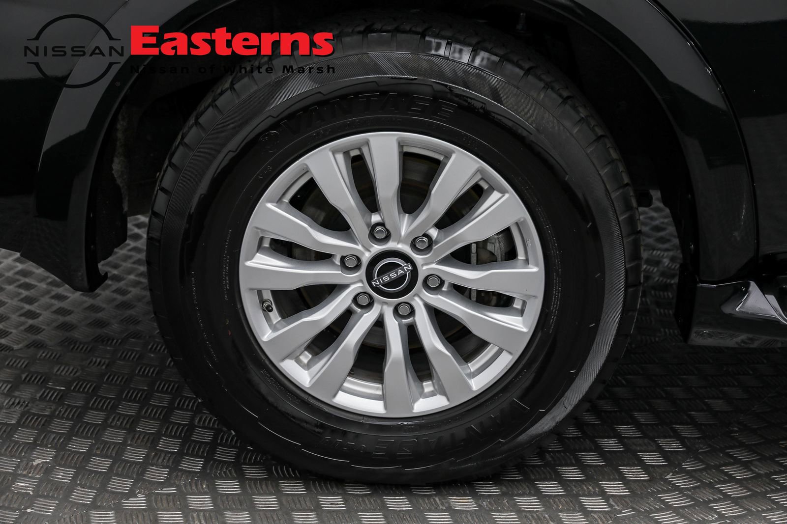Used 2024 Nissan Armada SV RWD image 32