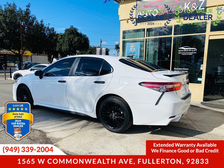 Used 2022 Toyota Camry SE FWD image 11