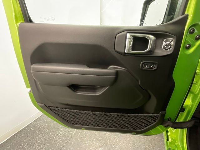 New 2026 Jeep Gladiator Sport AWD/4WD image 9
