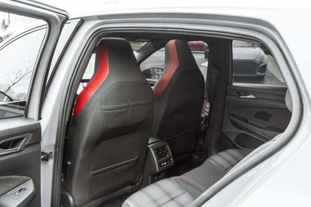 Used 2023 Volkswagen GTI Autobahn FWD image 28