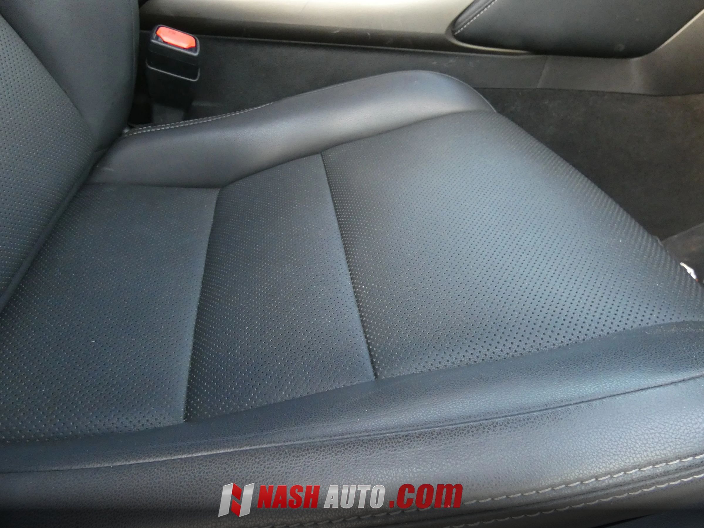Used 2017 Lexus IS 200t RWD image 30