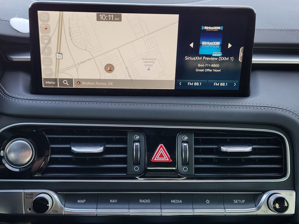 Used 2023 Genesis G70 2.0T AWD/4WD image 22