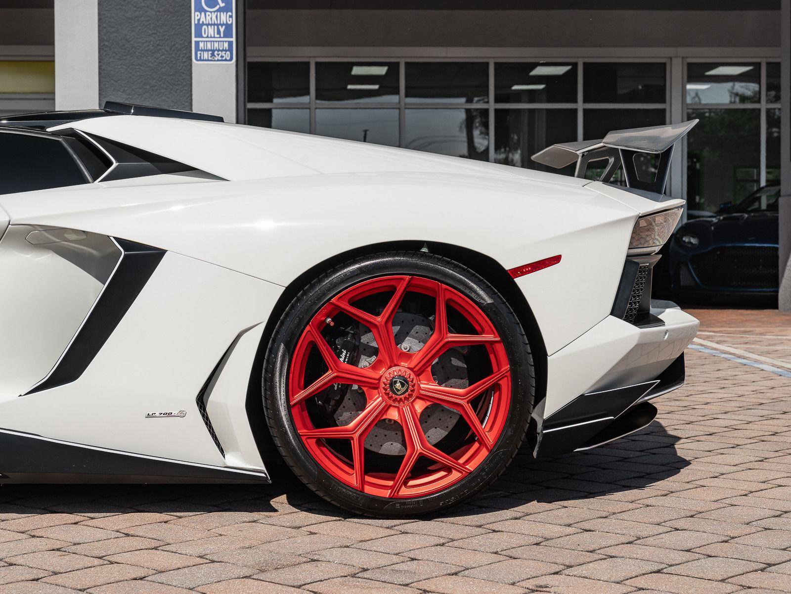 Used 2016 Lamborghini Aventador LP 700-4 AWD/4WD image 21