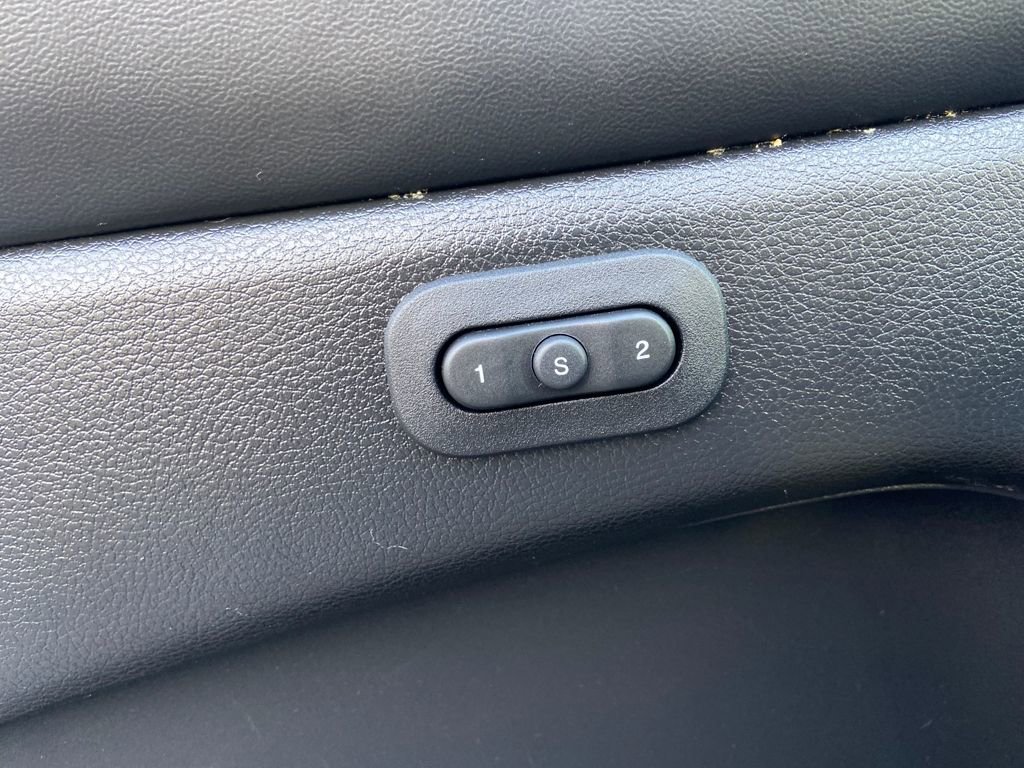 Used 2021 Jeep Grand Cherokee Limited image 15