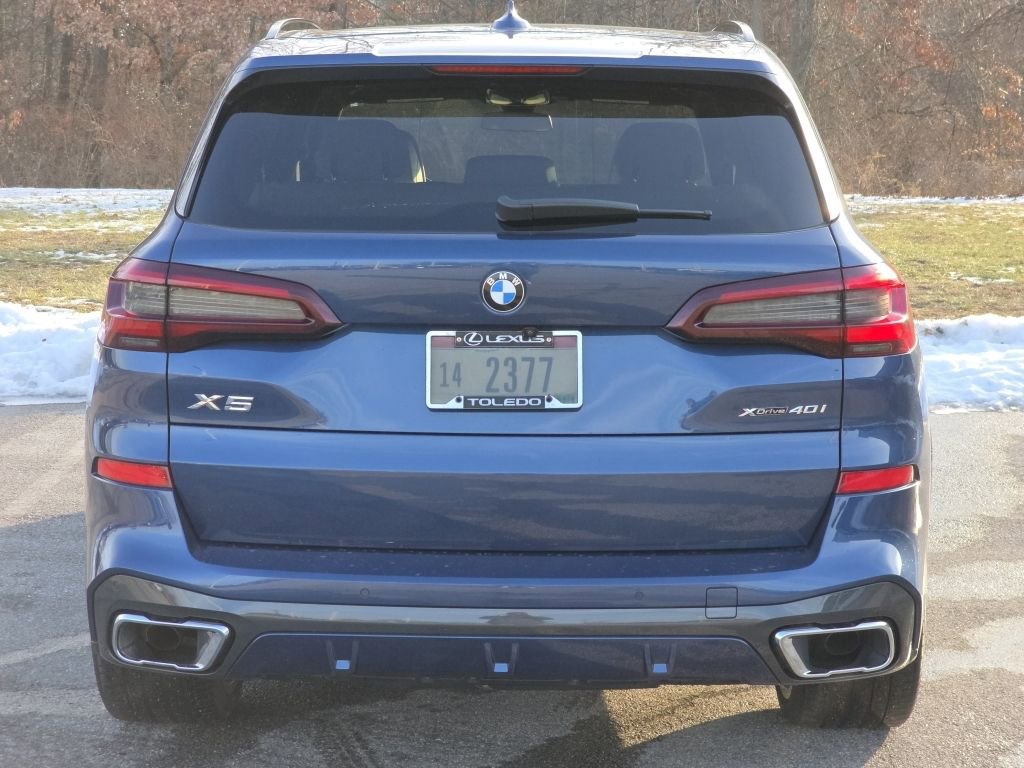 Used 2022 BMW X5 xDrive40i w/ M Sport Package image 7