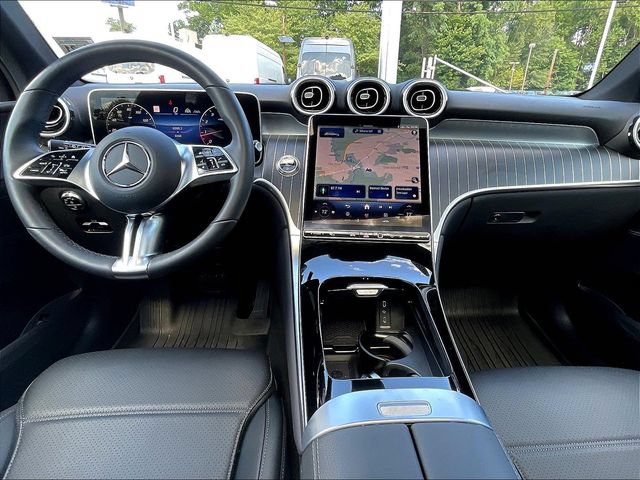 Used 2026 Mercedes-Benz GLC 300 4MATIC image 9