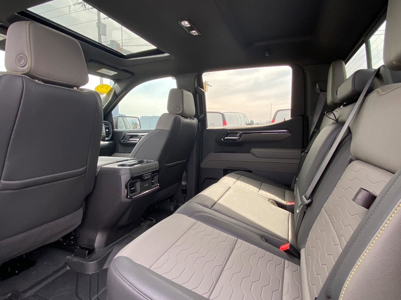 New 2025 Chevrolet Silverado 1500 ZR2 w/ Technology Package AWD/4WD image 26