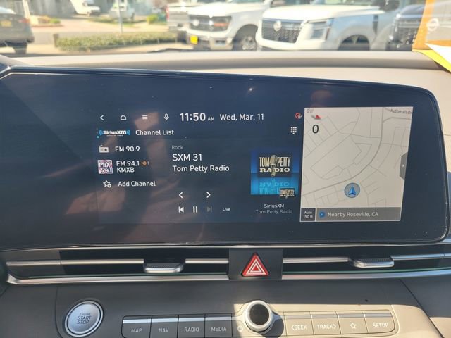 Used 2024 Hyundai Elantra SEL image 23