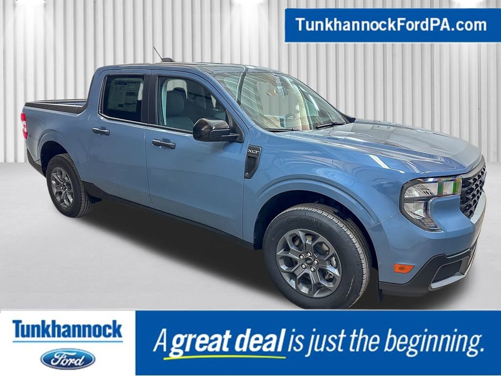 New 2025 Ford Maverick XLT w/ Equipment Group 301A