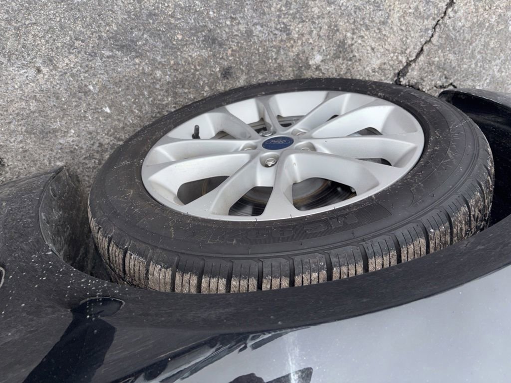 Used 2019 Ford Fusion SE image 16