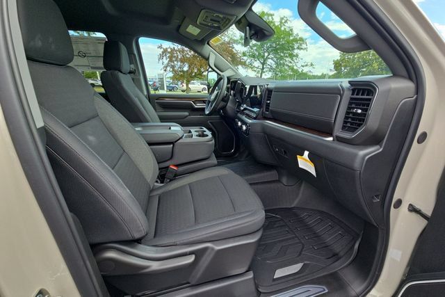 New 2026 GMC Sierra 3500 SLE w/ SLE Value Package AWD/4WD image 29