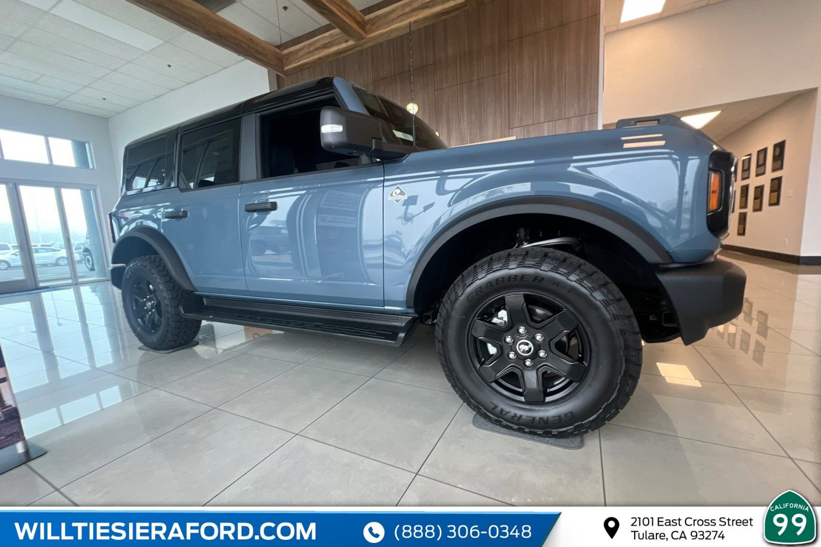New 2025 Ford Bronco Outer Banks image 5