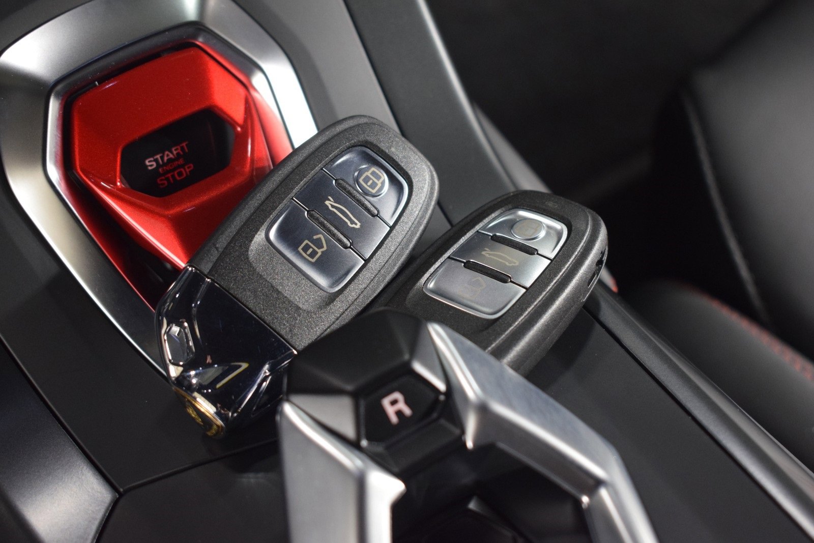 Used 2023 Lamborghini Huracan EVO image 42