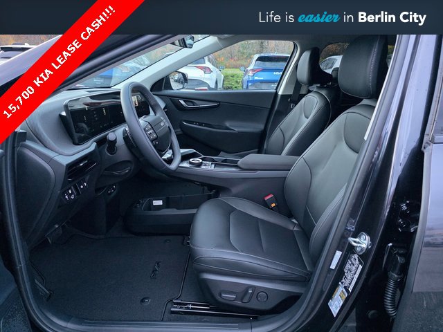 New 2025 Kia EV6 Wind image 16