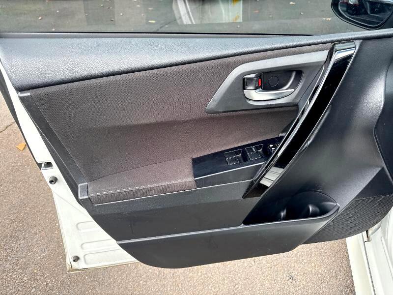 Used 2016 Scion iM image 10