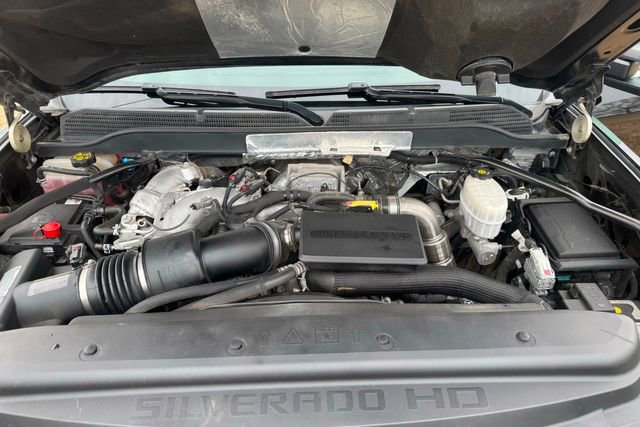 Used 2018 Chevrolet Silverado 2500 LTZ w/ Duramax Plus Package image 11