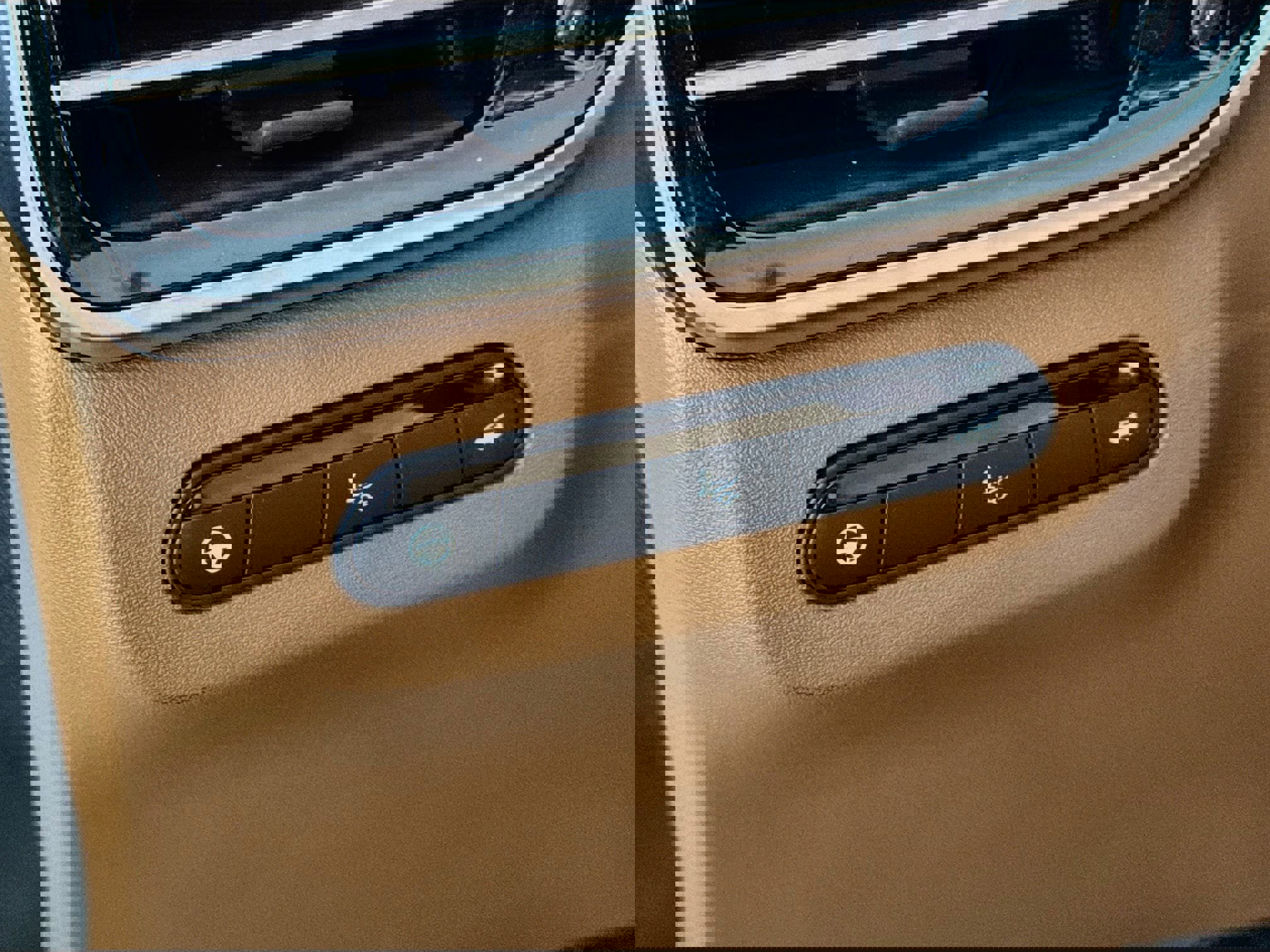 Used 2026 INFINITI QX60 Autograph w/ Dark Cargo Package AWD/4WD image 15