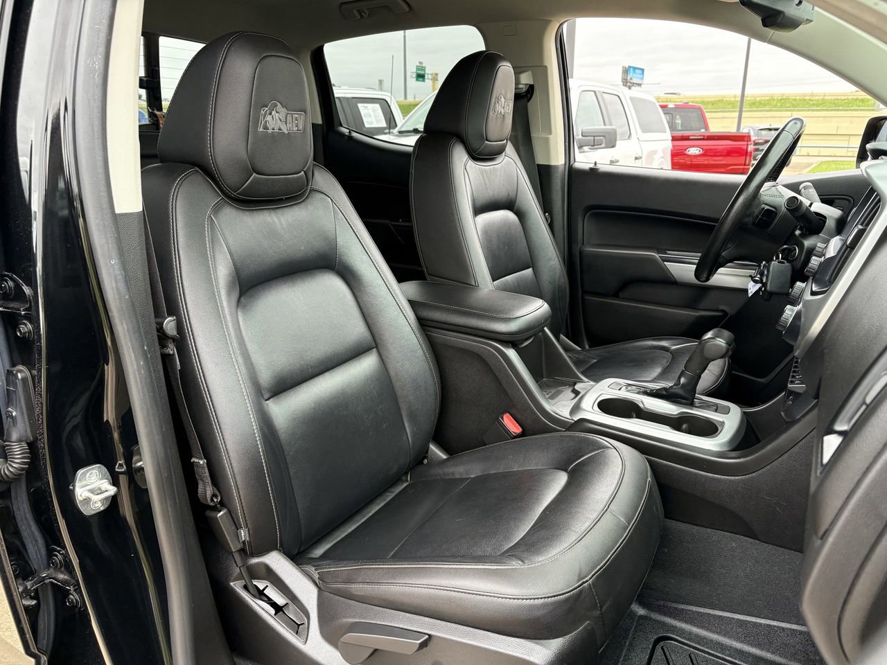 Used 2019 Chevrolet Colorado ZR2 w/ Colorado ZR2 Bison Edition AWD/4WD image 30