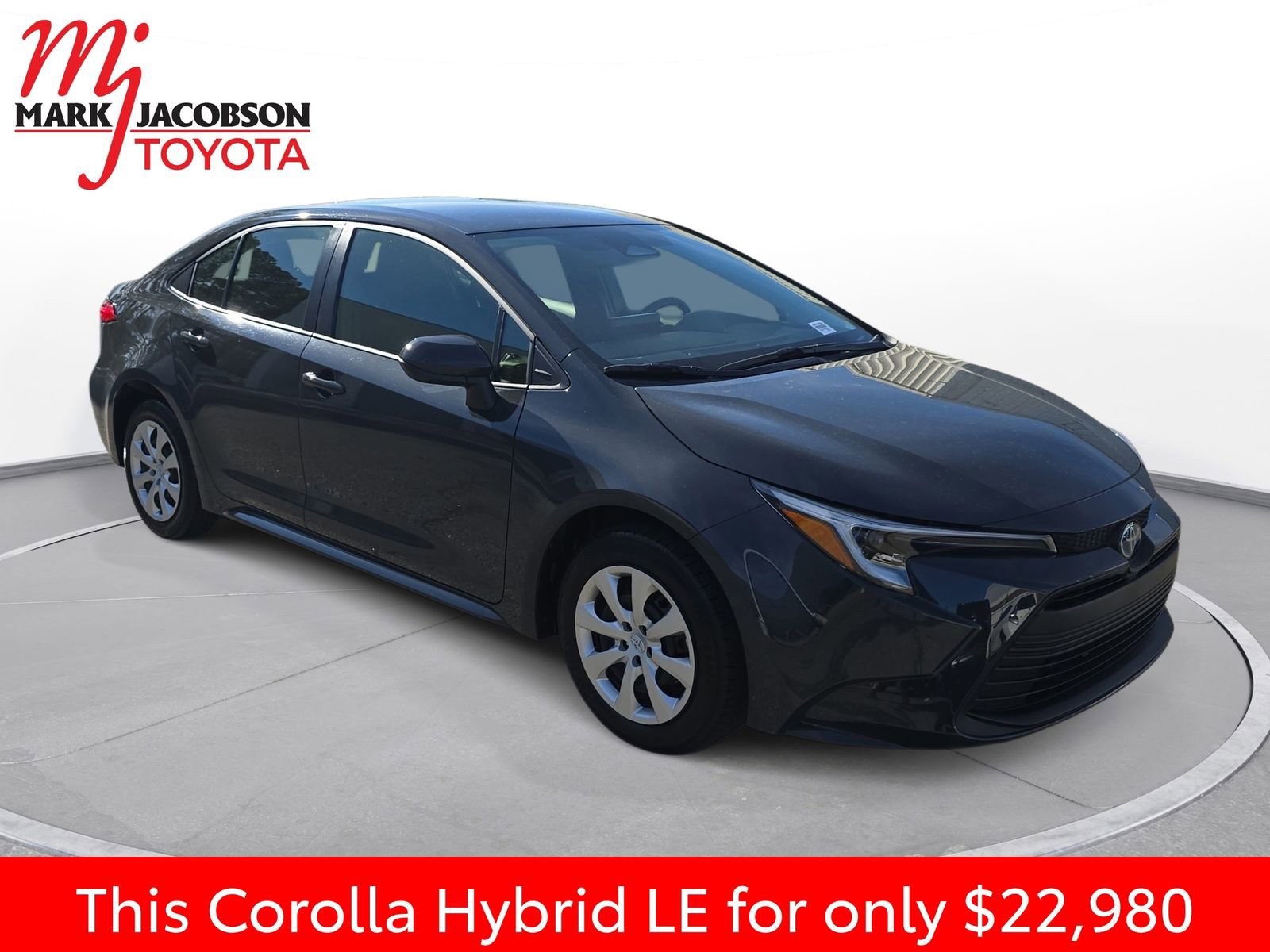 Used 2025 Toyota Corolla LE image 5