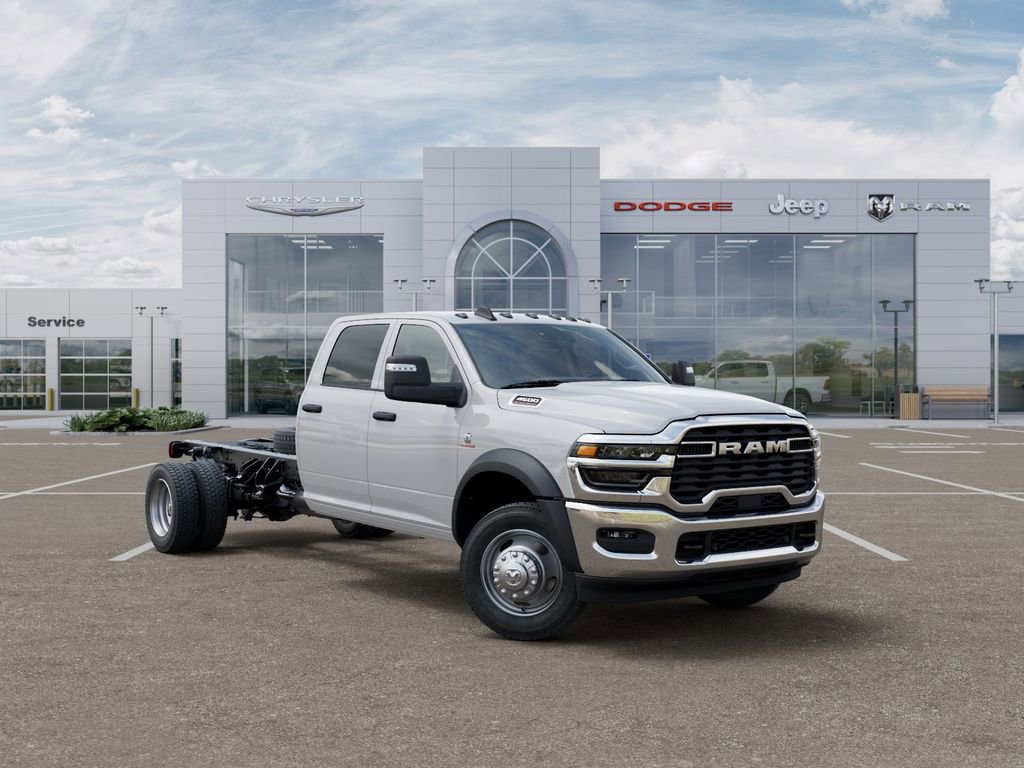 New 2026 RAM 4500 Tradesman w/ Chrome Appearance Group AWD/4WD image 5
