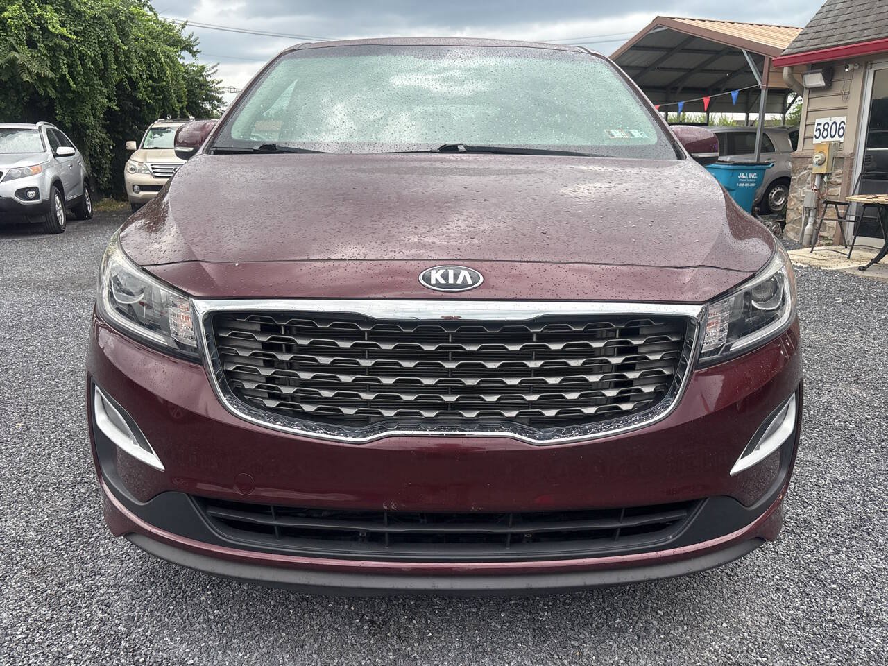 Used 2020 Kia Sedona LX FWD image 2
