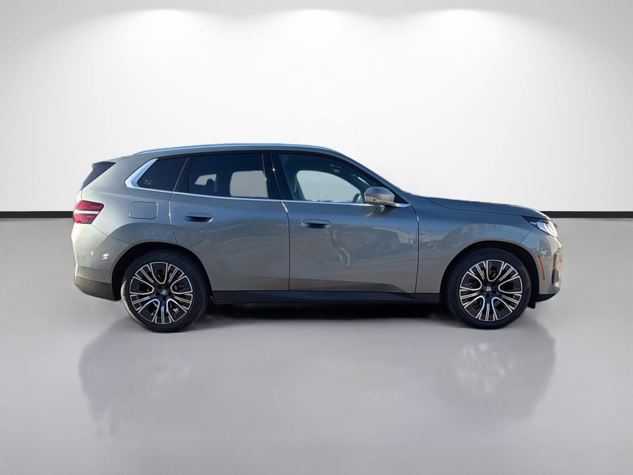 Used 2026 BMW X3 xDrive30i AWD/4WD image 2