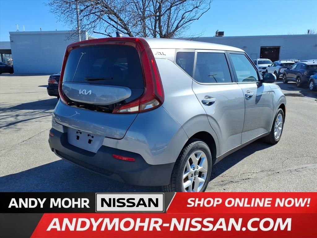 Used 2022 Kia Soul LX w/ Technology Package image 8