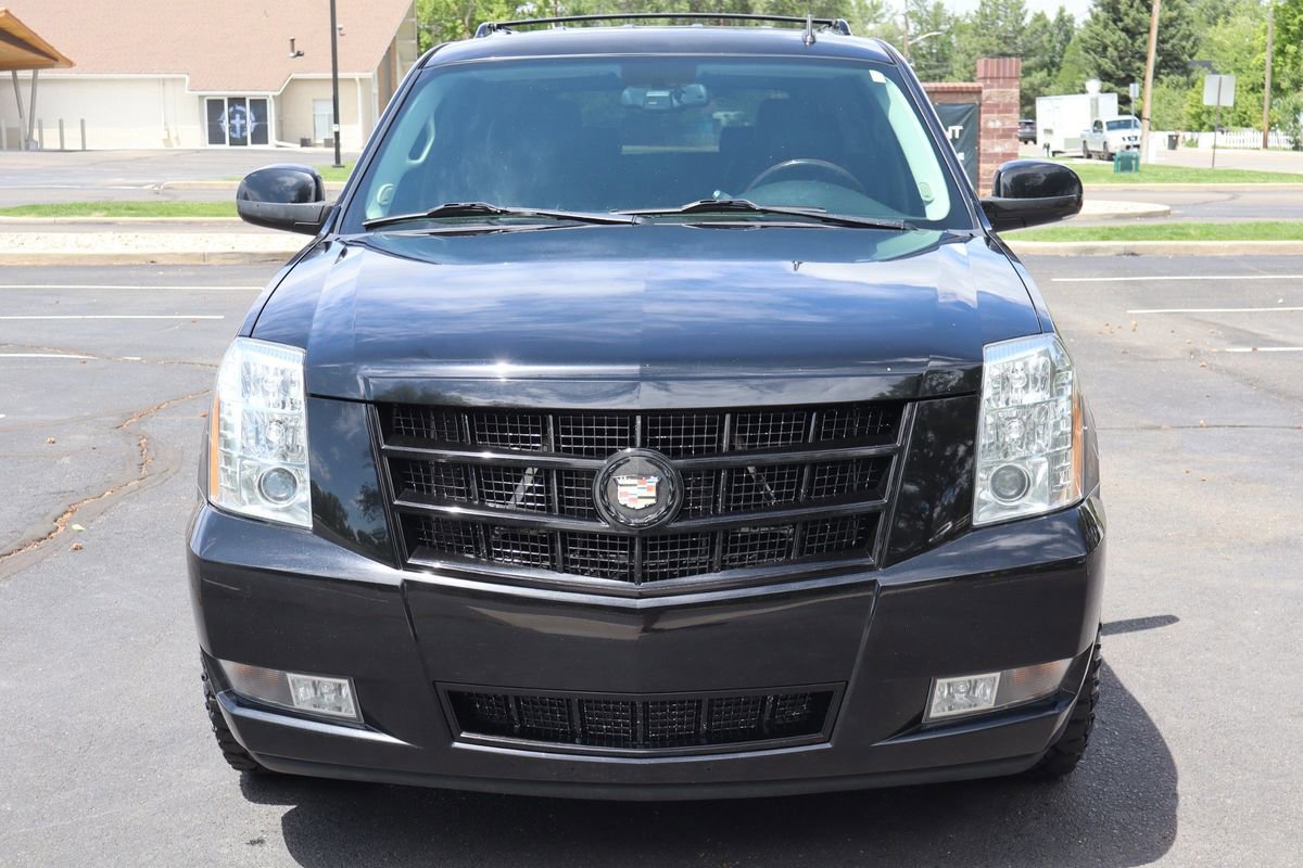 Used 2014 Cadillac Escalade Premium AWD/4WD image 12