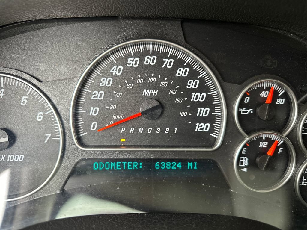 Used 2009 GMC Envoy Denali image 18