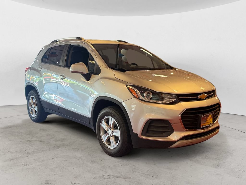 Used 2022 Chevrolet Trax LT w/ Driver Confidence Package