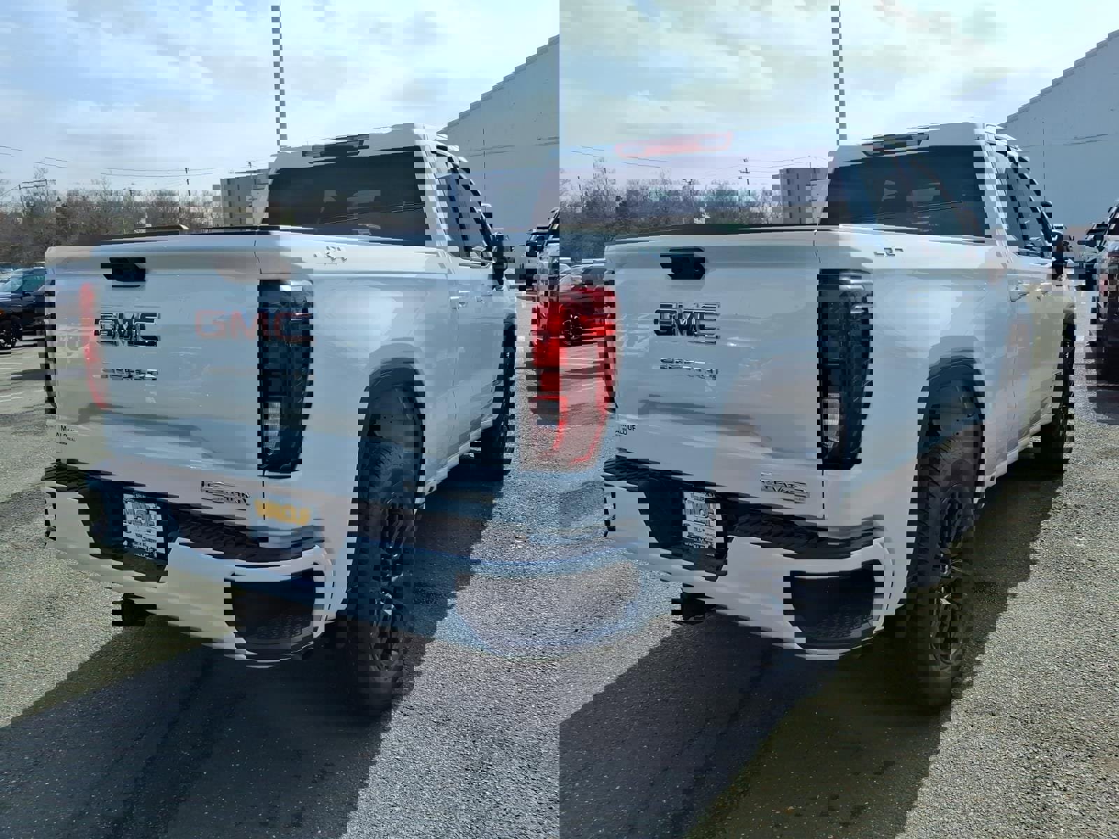 New 2026 GMC Sierra 1500 Elevation image 6