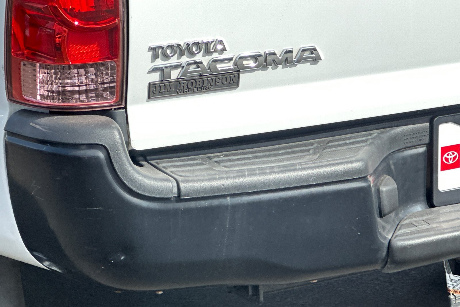 Used 2014 Toyota Tacoma 4x4 Regular Cab image 24