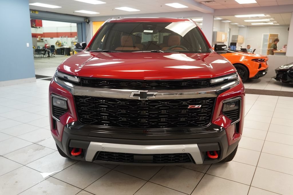 New 2027 Chevrolet Traverse Z71 w/ Enhanced Driving Package AWD/4WD image 15