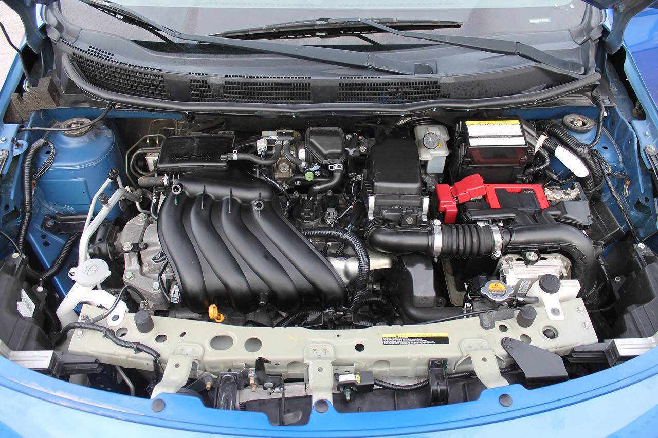 Used 2015 Nissan Versa SV FWD image 15