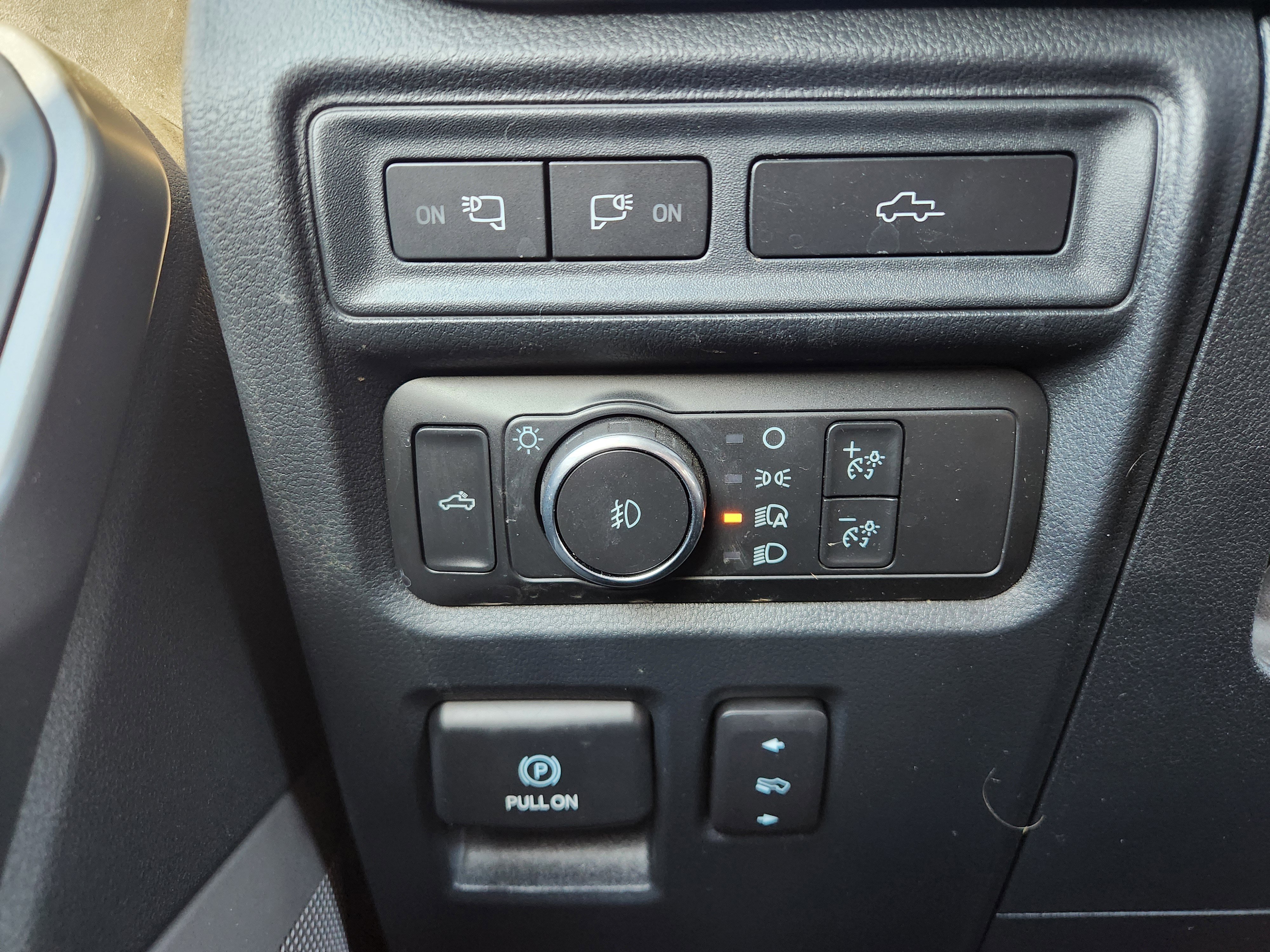 Used 2021 Ford F150 Lariat image 8