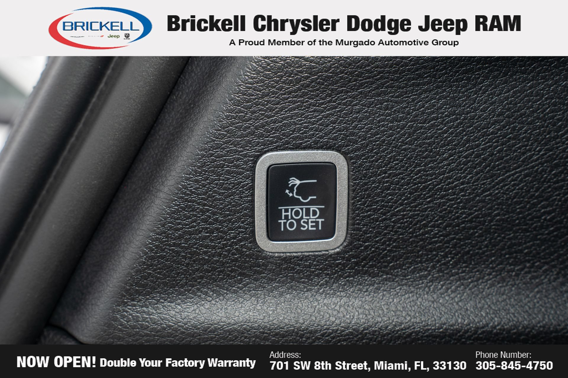 New 2027 Chrysler Pacifica Select FWD image 10
