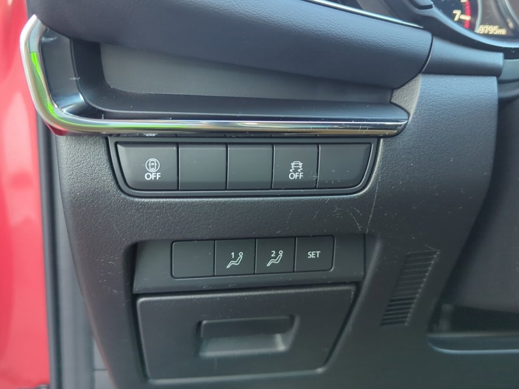 Used 2023 MAZDA MAZDA3 s image 26