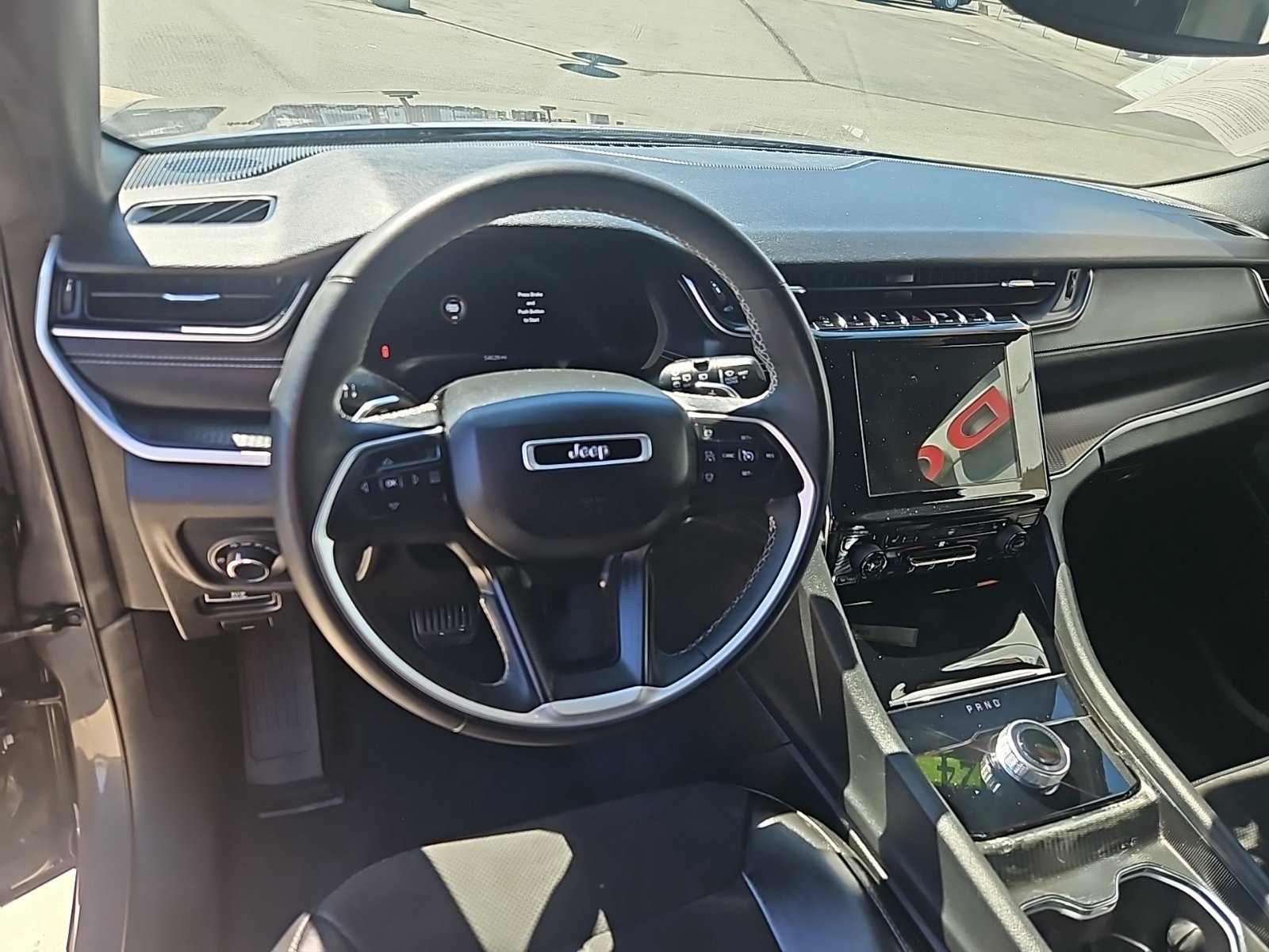 Used 2024 Jeep Grand Cherokee Altitude AWD/4WD image 13