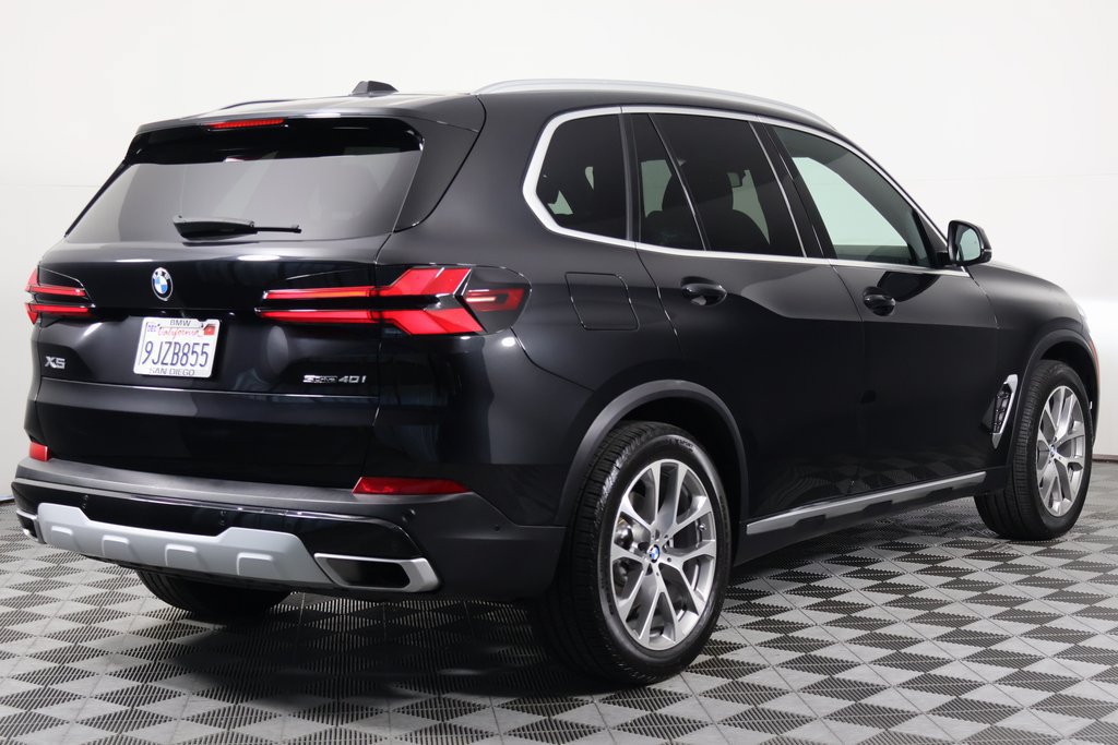 Certified 2024 BMW X5 sDrive40i w/ Premium Package RWD image 4