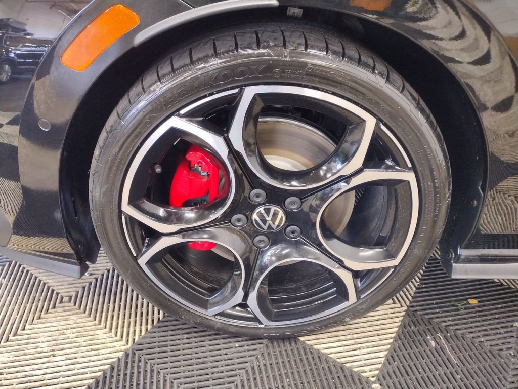 New 2025 Volkswagen GTI Autobahn image 6