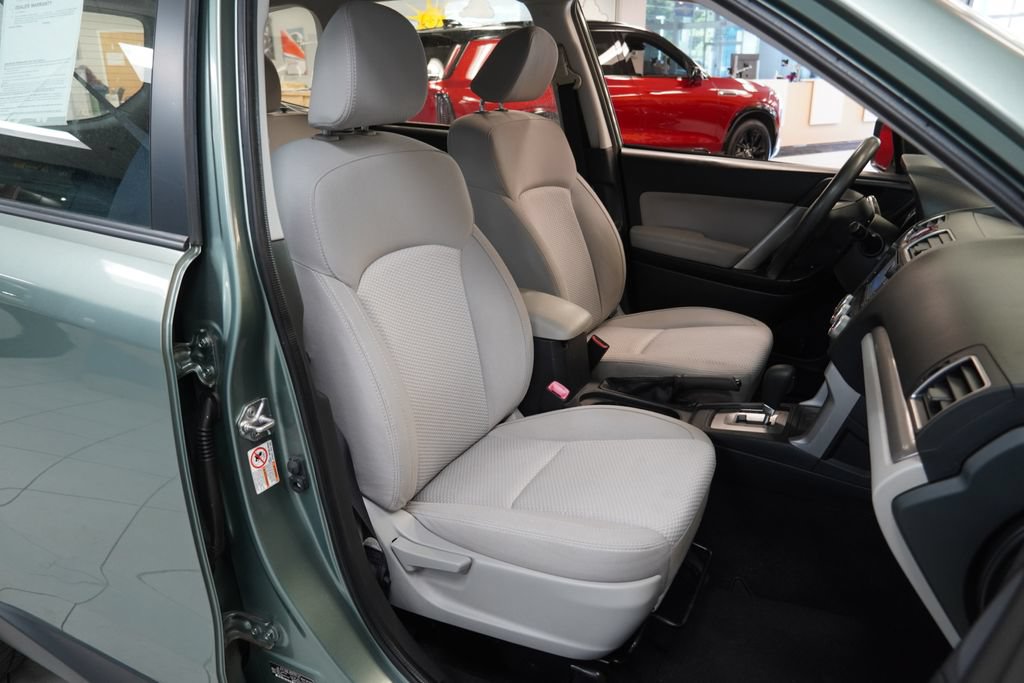 Used 2016 Subaru Forester 2.5i w/ Alloy Wheel Package AWD/4WD image 24