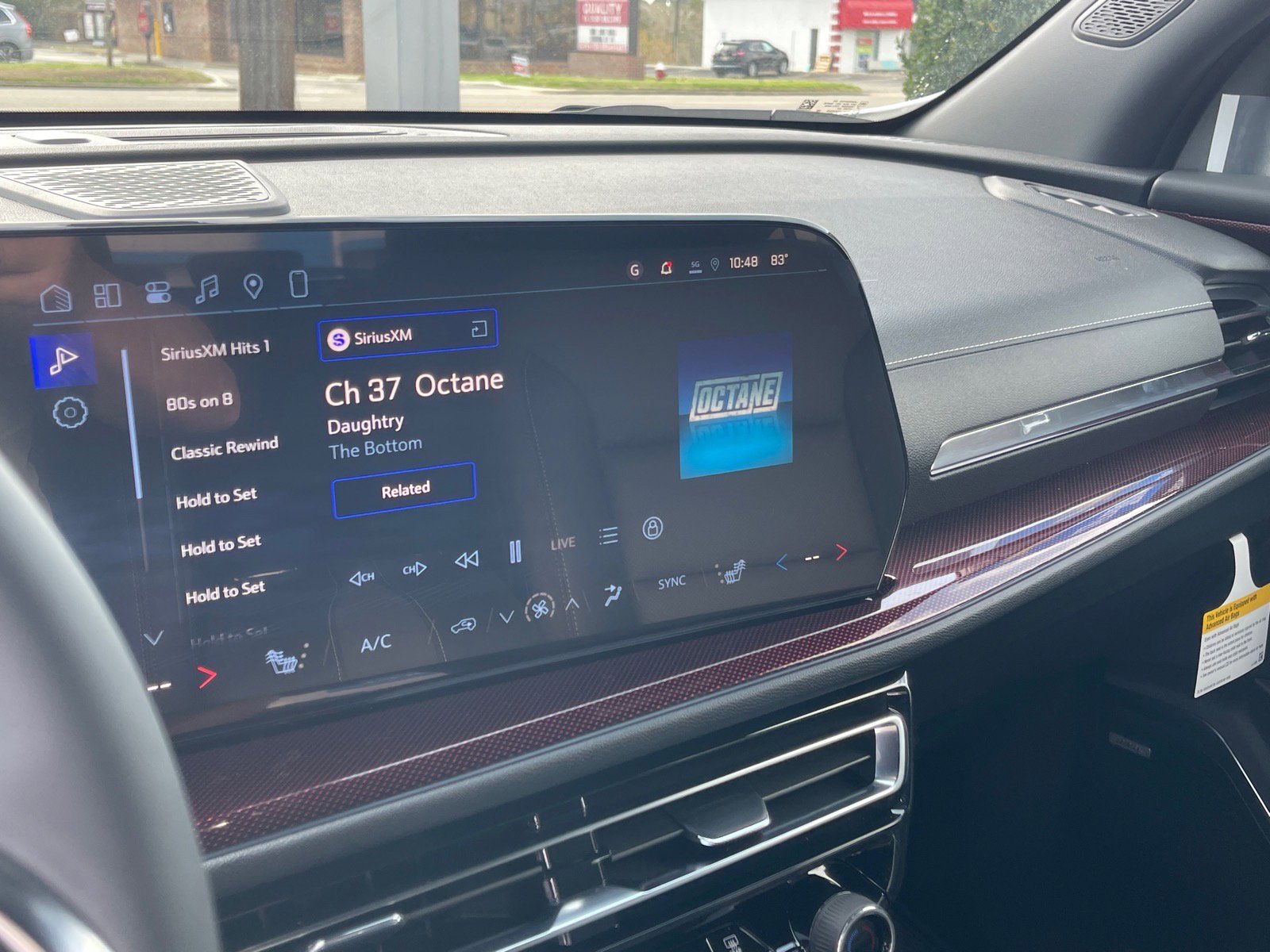 New 2026 Chevrolet Traverse Z71 w/ Enhanced Driving Package image 5