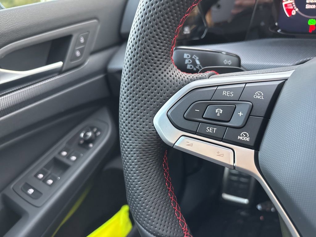 New 2026 Volkswagen GTI SE image 17