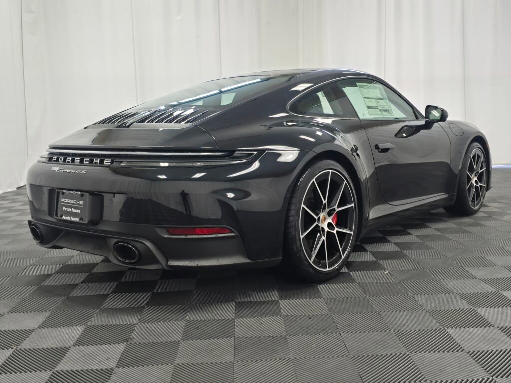 New 2026 Porsche 911 Carrera 4S image 7