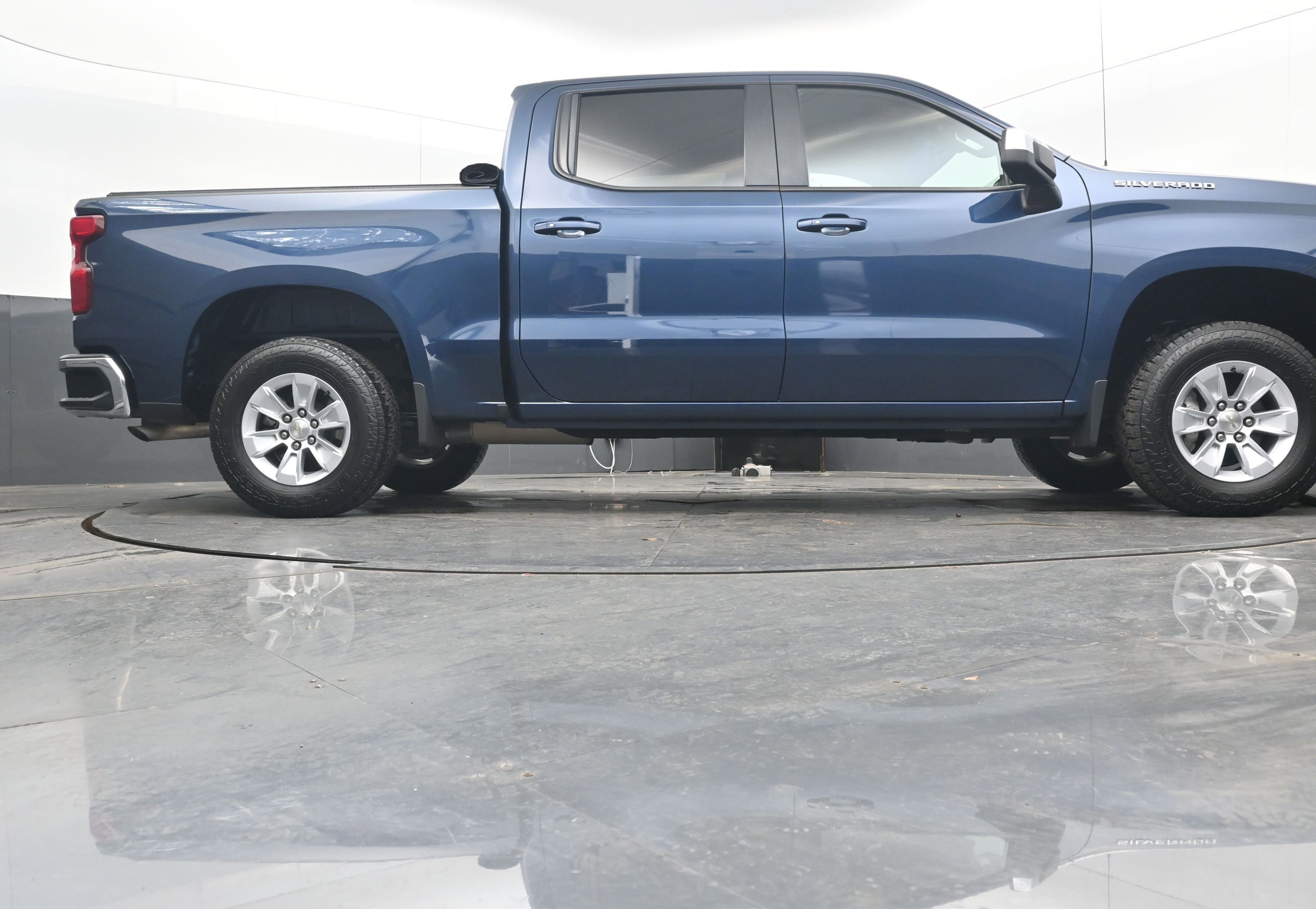 Used 2019 Chevrolet Silverado 1500 LT w/ All-Star Edition image 31