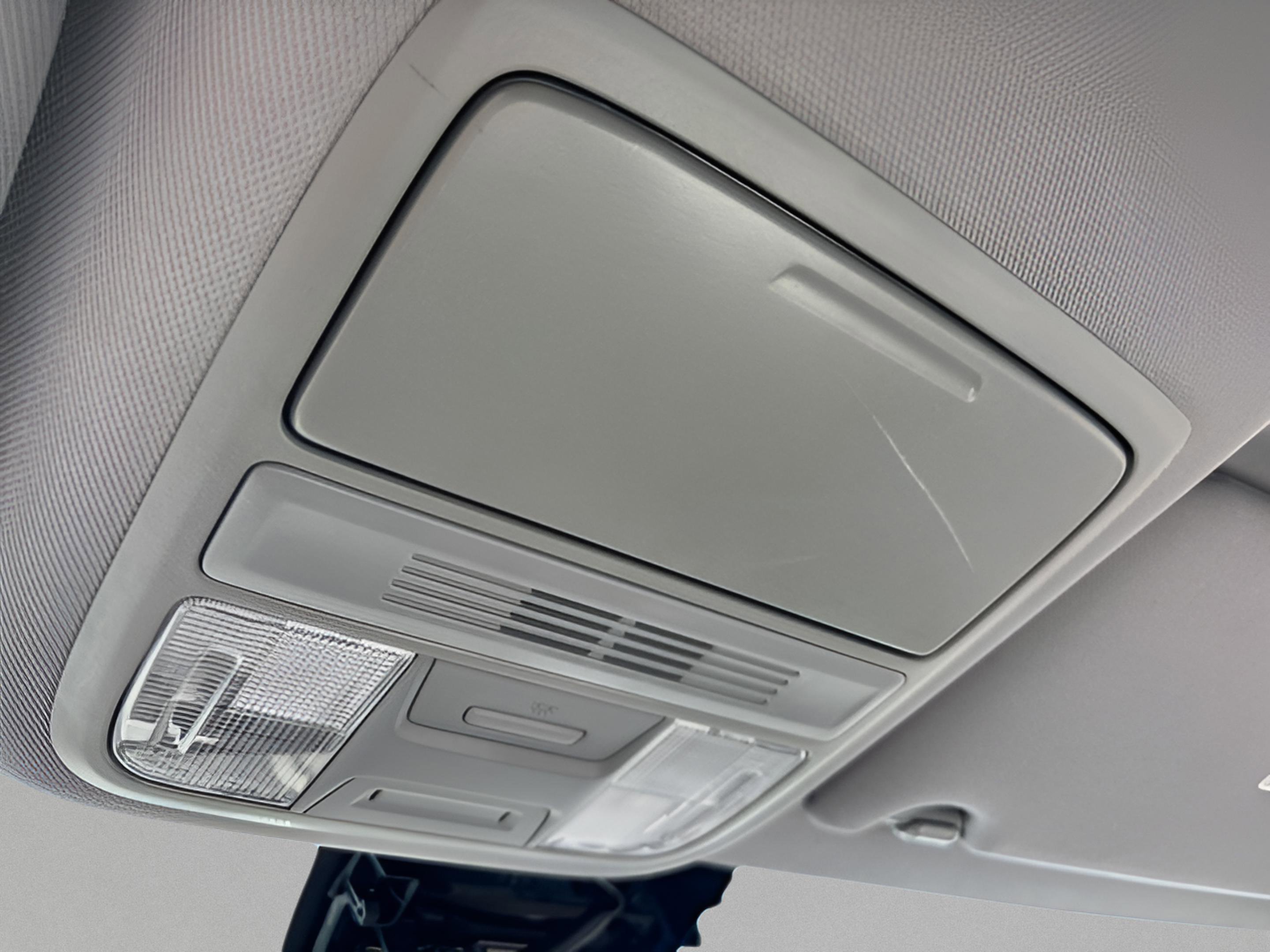 Used 2019 Honda Accord LX image 25