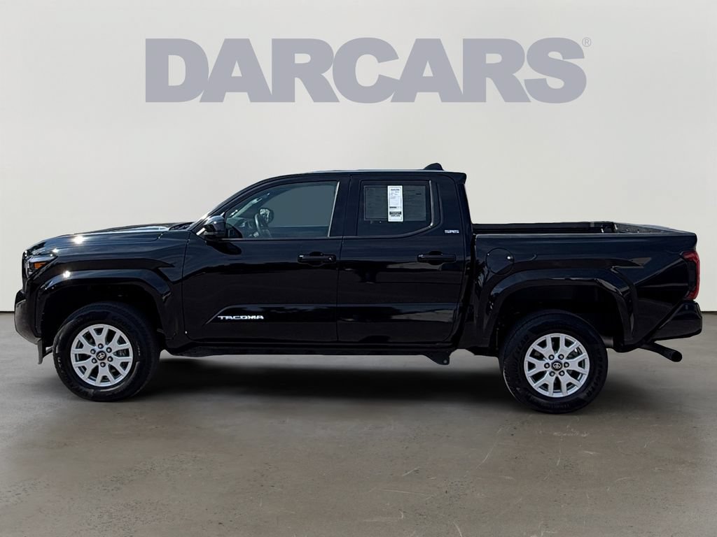 Certified 2025 Toyota Tacoma SR5 AWD/4WD image 4