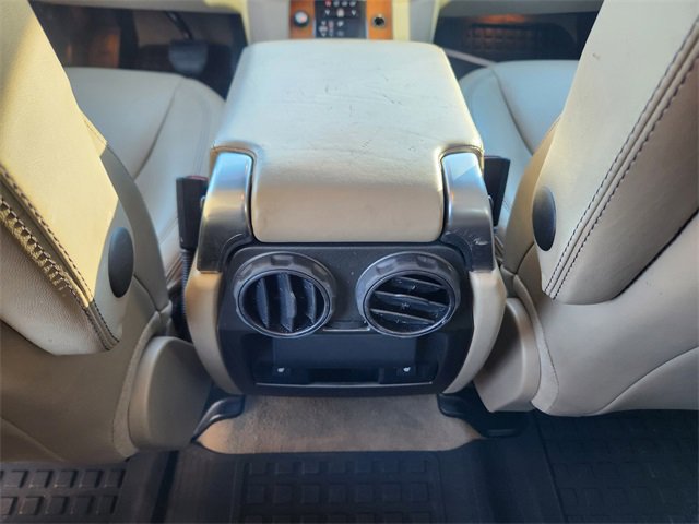 Used 2016 Land Rover LR4 HSE LUX image 14